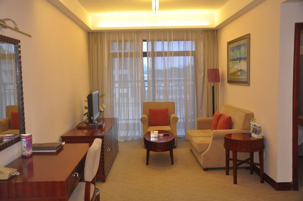 Starway Hotel Silver Zhuhai Værelse billede