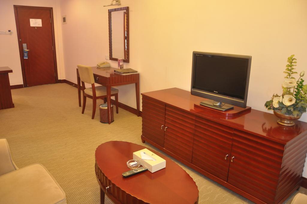 Starway Hotel Silver Zhuhai Værelse billede