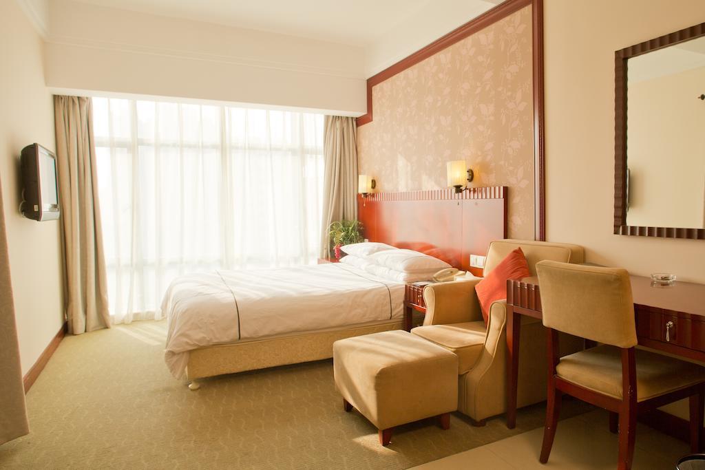 Starway Hotel Silver Zhuhai Eksteriør billede