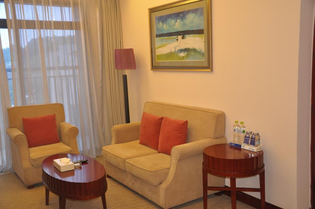 Starway Hotel Silver Zhuhai Værelse billede